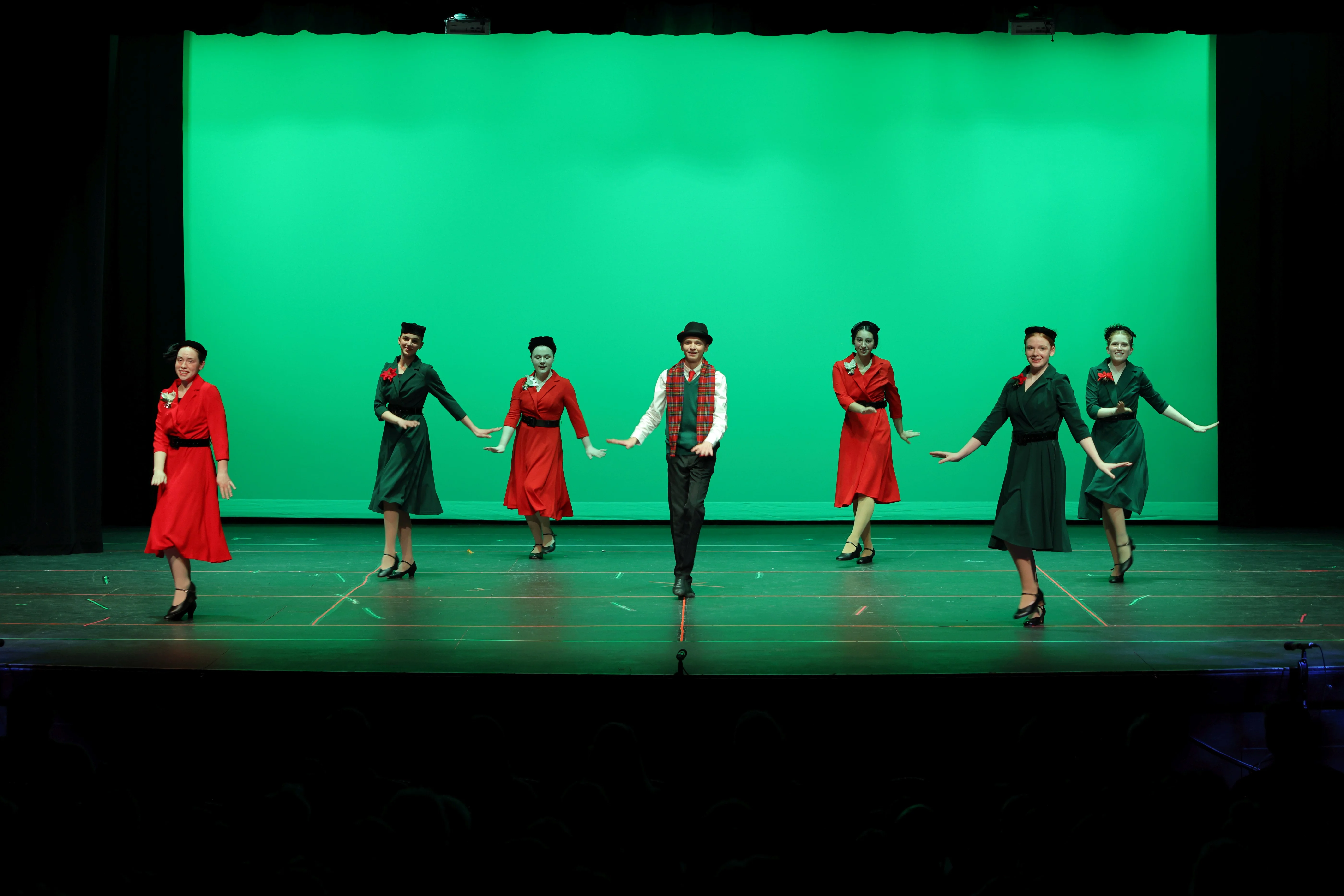 Showcase - Expectations production photo